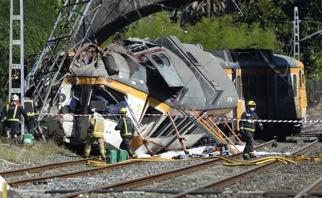 At Least 4 Dead As Train Derails In Spain