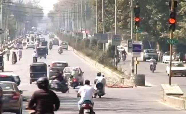 After 79 Days Curfew Ends in Srinagar, But Lockdown by Separatists On