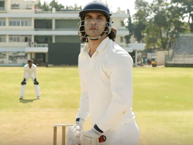 Sushant Singh Rajput's Review of Himself As Mahendra Singh Dhoni