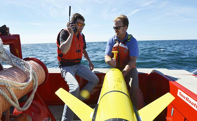 US Scientists Turn To Undersea Drones To Predict Hurricanes
