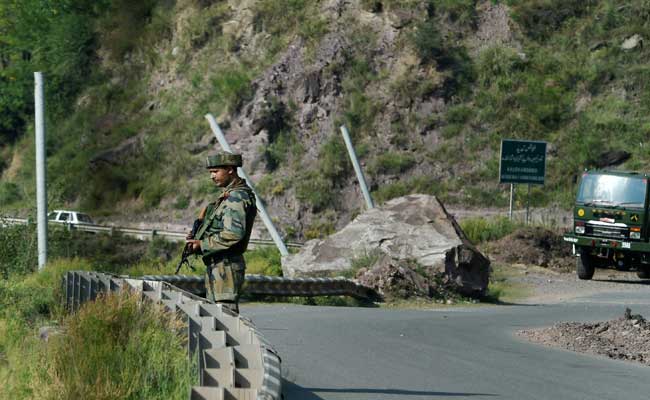 उरी में आतंकी हमले के बाद पठानकोट, गुरदासपुर में अलर्ट