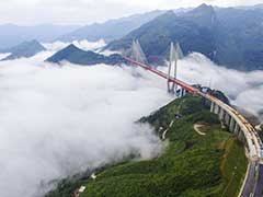 World's Highest Bridge Nears Completion In China