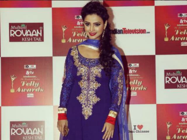 Here's Why Naagin 2's Adaa Khan in Not Going the Bollywood Way