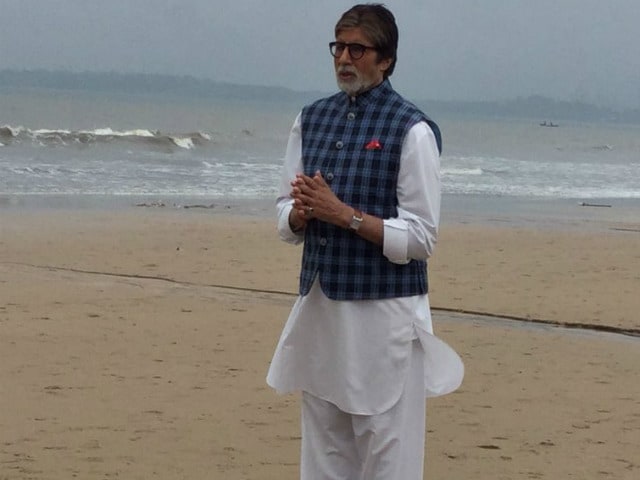 10 Yards Around You: The Key To Cleaning India, Says Amitabh Bachchan