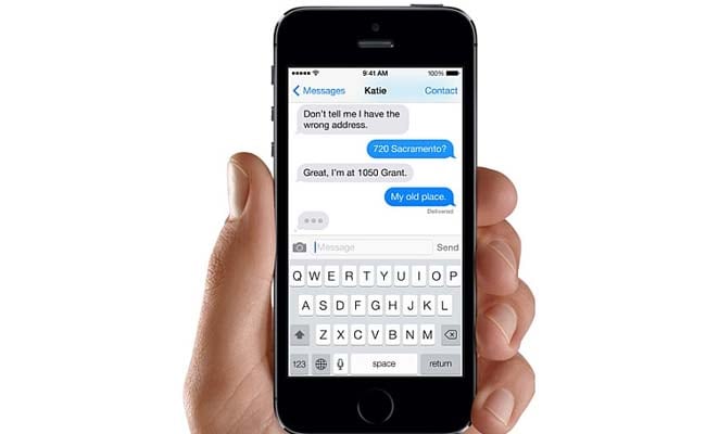 Why Apple Can Be Forced To Turn Logs Of Your iMessage Contacts Over To Police