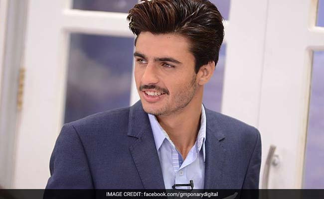 Pakistan's Blue-Eyed <i>Chaiwalla</i> Just Got A Makeover. We Can't Even...