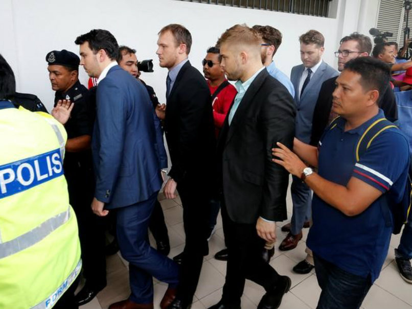 Australians Dressed Down For Stripping at Malaysian Grand Prix, But Case Dismissed