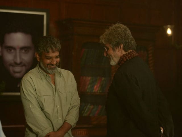 Amitabh Bachchan Meets 'Simple, Humble' Baahubali Director Rajamouli