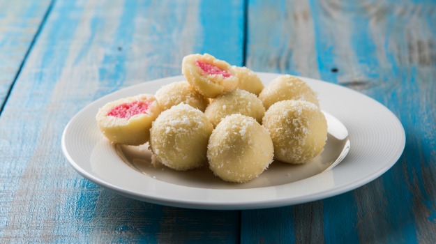 Durga Puja 2016: Bengali Sweets With a Twist