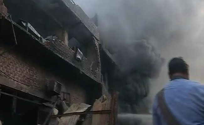 Massive Fire In Bhopal Plastics Factory
