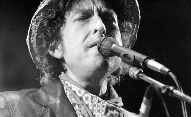 Bob Dylan Sells Entire Recording Catalogue To Sony