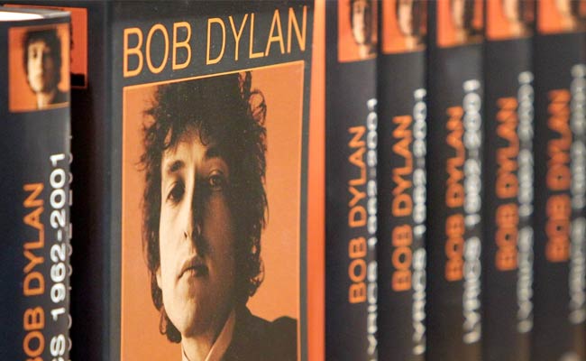 Bob Dylan, Bill Murray And Henry Kissinger: When Honorees Don't Want Their Prize