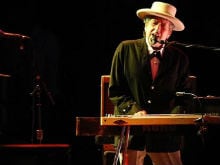 Bob Dylan Performs in Las Vegas, Makes No Mention of Nobel Prize