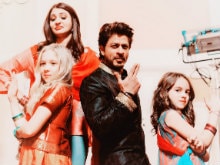 Anushka Sharma Does Not Like Shah Rukh Khan's '<I>Desi</i> Bond' Pic. But Why?