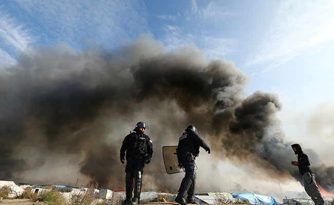 'Jungle' Migrant Camp Ablaze As Demolition Ramps Up