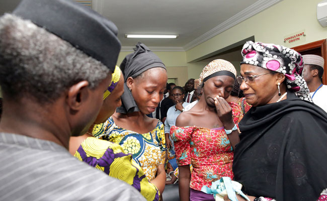 Nigeria's Boko Haram Frees 21 Kidnapped Chibok Girls After 2 And A Half Years