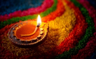 This Diwali Be the Change: Choose Smokeless Diyas and Save the Environment