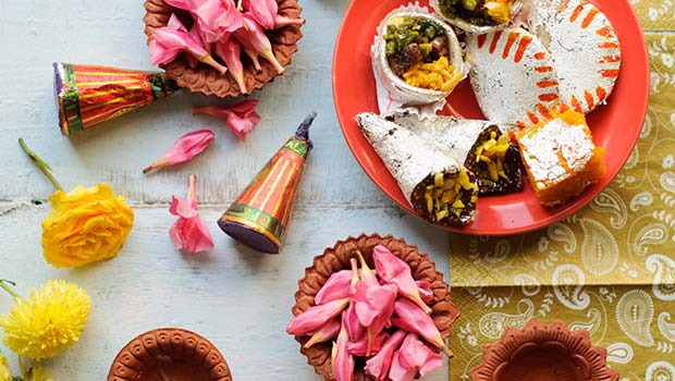 Diwali 2016: What is The Significance of This Festival of Lights & Feasting?