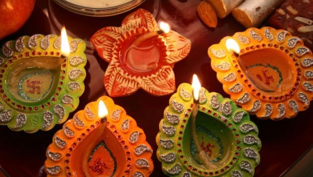 Nag Panchami 2019: आज है नाग पंचमी, मान्यताएं और भोजन से जुड़े रिवाज, पढ़ें सेंवई बनाने की विधि