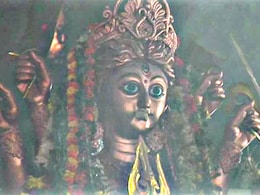 Mahalaya 2019: महालया से होती है दुर्गा पूजा की शुरुआत, जानिए इसके बारे में सब कुछ Mahalaya 2019: महालया से होती है दुर्गा पूजा की शुरुआत, जानिए इसके बारे में सब कुछ