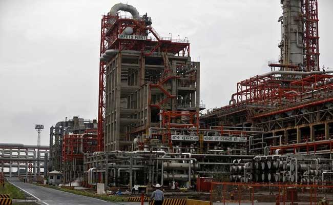 Rosneft, Partners Buy Essar Oil For $13 Billion In Largest FDI Deal