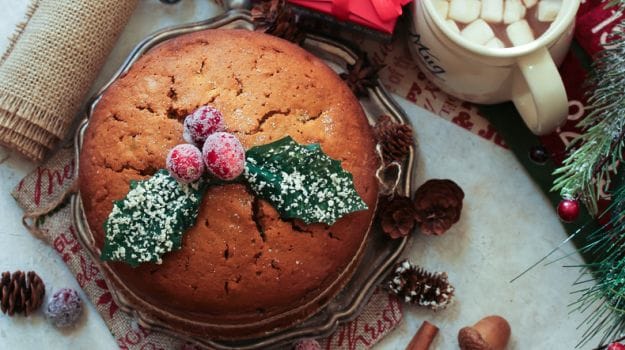 Get Soaking: Now's the Time to Start Holiday Fruitcakes