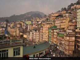 गंगटोक बना पूर्वात्तर का सबसे साफ शहर, इंदौर देश में पहले स्थान पर गंगटोक बना पूर्वात्तर का सबसे साफ शहर, इंदौर देश में पहले स्थान पर