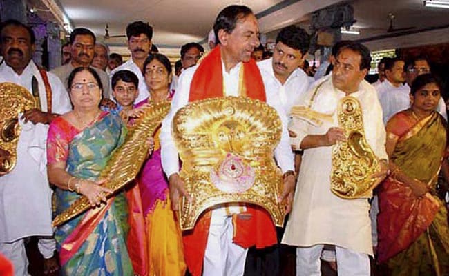 K Chandrasekhar Rao Offers Rs 3.5 Crore Golden Crown To Temple