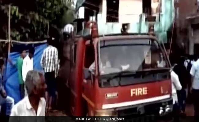 8 Killed, Several Injured After Fire In Crackers Shop In Gujarat's Vadodara
