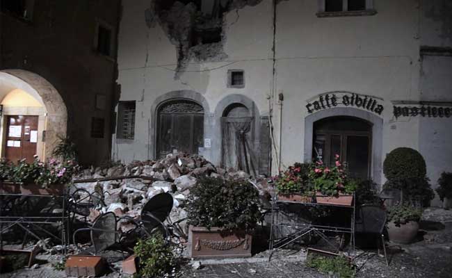 Strong Earthquakes Hit Central Italy; No Deaths Reported