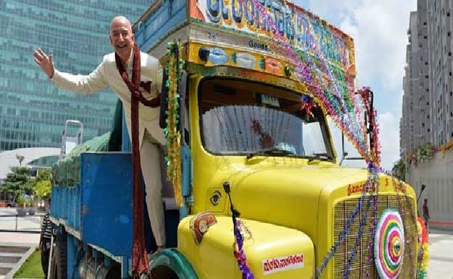 Bezos Rises To Become World's Second-Richest With Amazon Surge