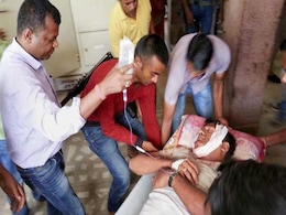 झारखंड के हजारीबाग में पुलिस गोलीबारी में चार ग्रामीणों की मौत, 10 से ज्यादा लोग घायल झारखंड के हजारीबाग में पुलिस गोलीबारी में चार ग्रामीणों की मौत, 10 से ज्यादा लोग घायल