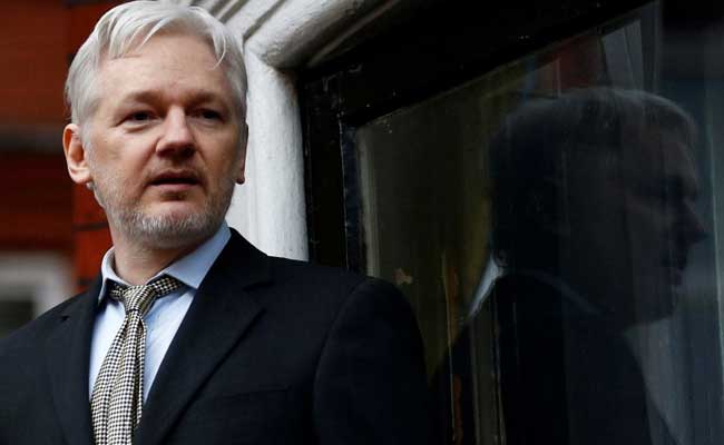 Julian Assange Blasts Hillary Clinton On Russia Email Leak Claims