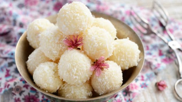 11 Best Ladoo Laddu Recipes Easy Ladoo Recipes Ndtv Food