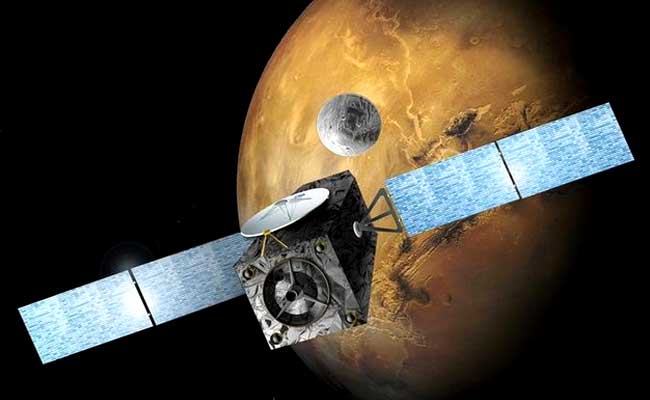 Anxious Wait For News Of Mars Lander's Fate
