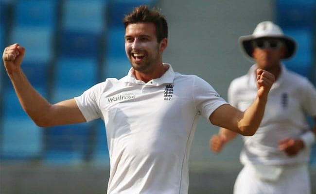 इंग्लैंड के तेज गेंदबाज मार्क वुड टखने की चोट के चलते भारत दौरे से बाहर