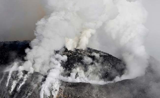 Mexico's Colima Volcano Erupts, Local Communities Evacuated