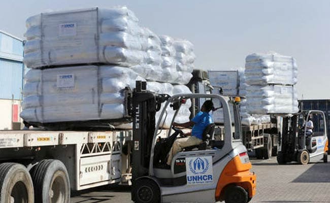 UN Refugee Agency Shipping Aid To Iraqis Displaced By Mosul Campaign