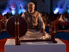 PM Modi Distributes 500 Charkhas To Women Spinners In Ludhiana