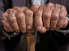 कोविड महामारी के दौरान 85 फीसदी बुजुर्गों को मुश्किलों का सामना करना पड़ा : सर्वेक्षण