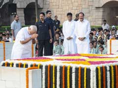 President Mukherjee, PM Modi Pay Tributes To Mahatma Gandhi