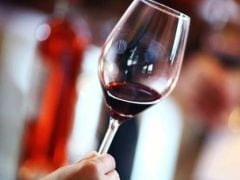 Polyphenols In Red Wine May Help Fight Tooth Decay And Gum Diseases: Study