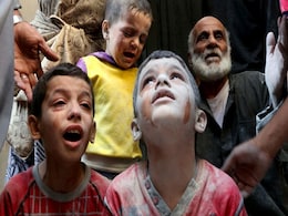 25 Killed As Russia Renews Heavy Bombing Of Syria's Aleppo 25 Killed As Russia Renews Heavy Bombing Of Syria's Aleppo