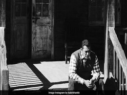 सलमान खान ने पूरा किया 'ट्यूबलाइट' का मनाली शेड्यूल, देखें शूटिंग की कुछ तस्वीरें... सलमान खान ने पूरा किया 'ट्यूबलाइट' का मनाली शेड्यूल, देखें शूटिंग की कुछ तस्वीरें...