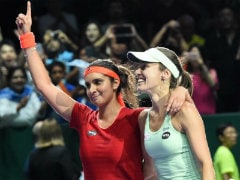 Sania Mirza-Martina Hingis March Into WTA Finals Semis