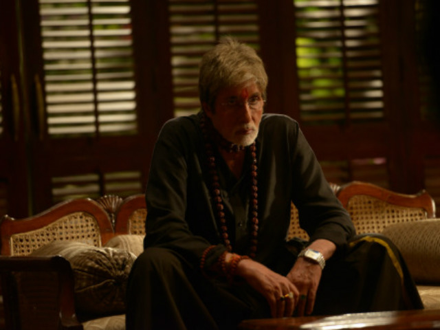 Amitabh Bachchan Arrives on <I>Sarkar 3</i> Sets. See Pics Here