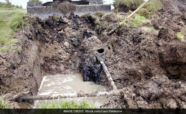 4-And-Half Year Girl Falls Into Septic Tank Near School, Dies In Delhi