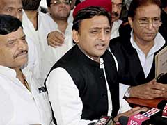 Akhilesh Yadav, Uncle Shivpal Under One Roof After 104 Days