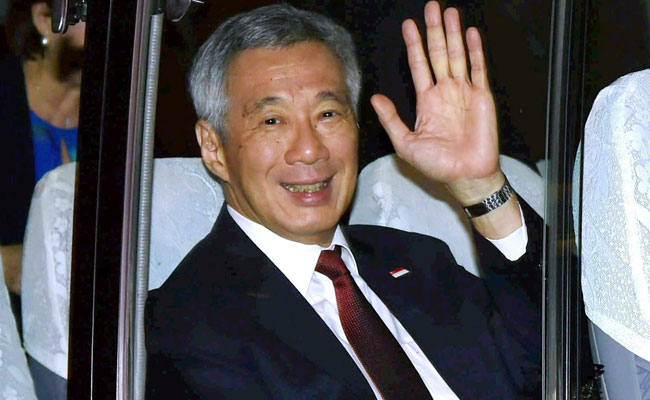 On India Visit, Singapore PM Ditches VIP Convoy For Bus Ride