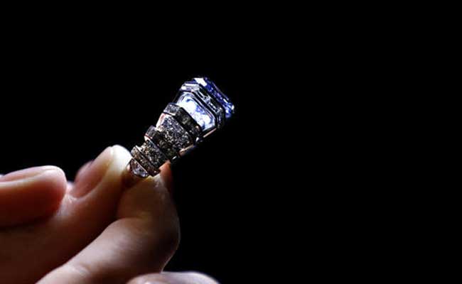 A Blue Diamond Ring Could Fetch $25 Million
